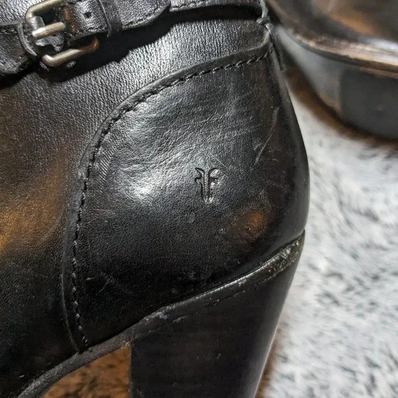 Frye Black Ankle Booties Heel Jenny Leather Zipper Equestrian 8.5 - Picture 5 of 13